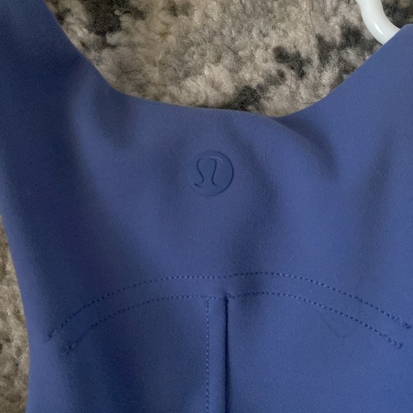 lululemon periwinkle tank top size 0 - Picture 4 of 4
